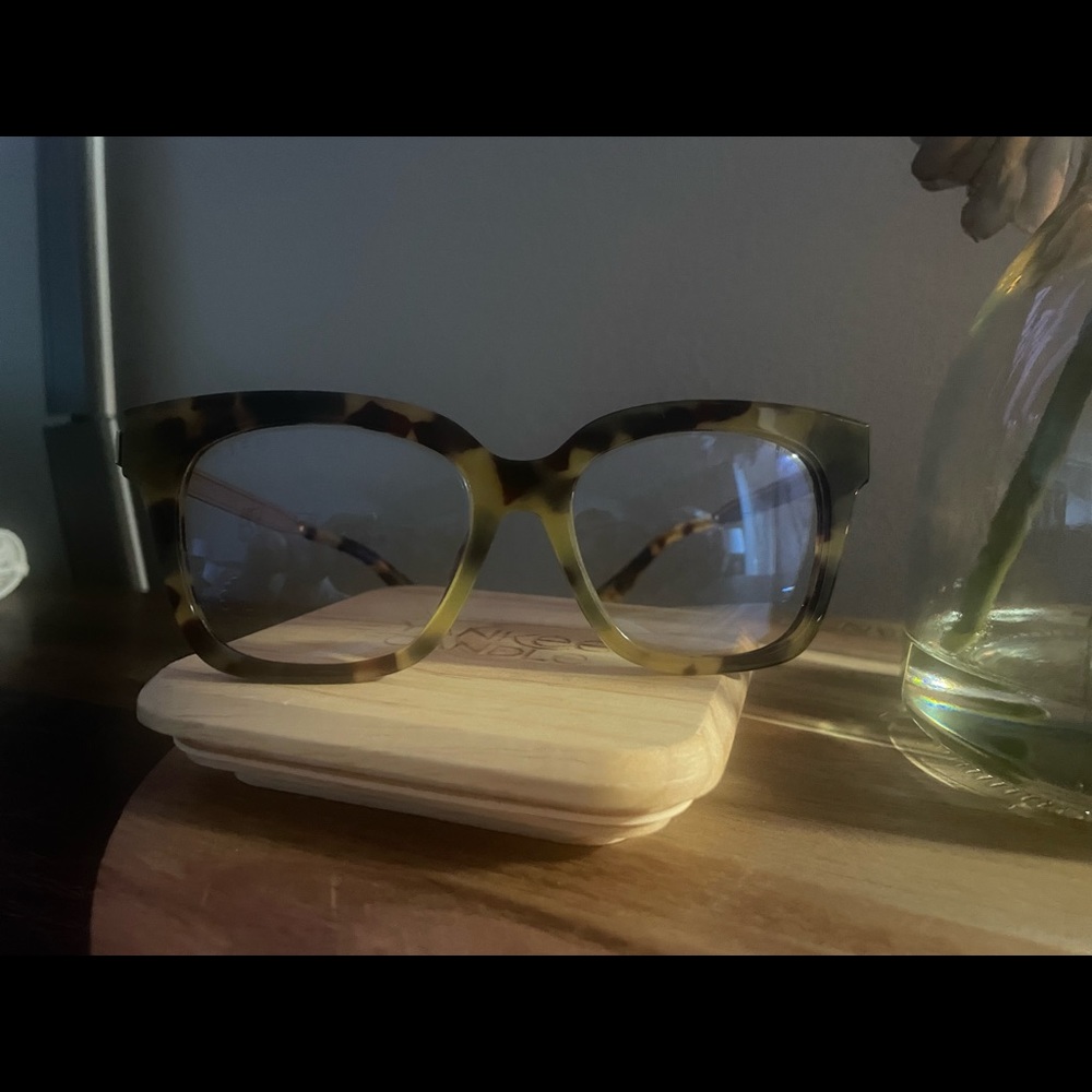 Diff blue light glasses brand new worn once